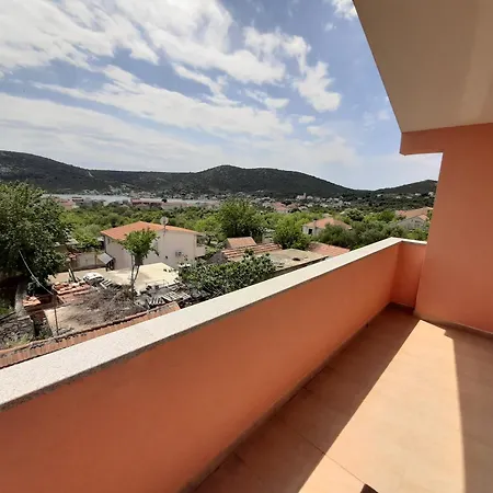 Διαμέρισμα Cozy With Private Balcony